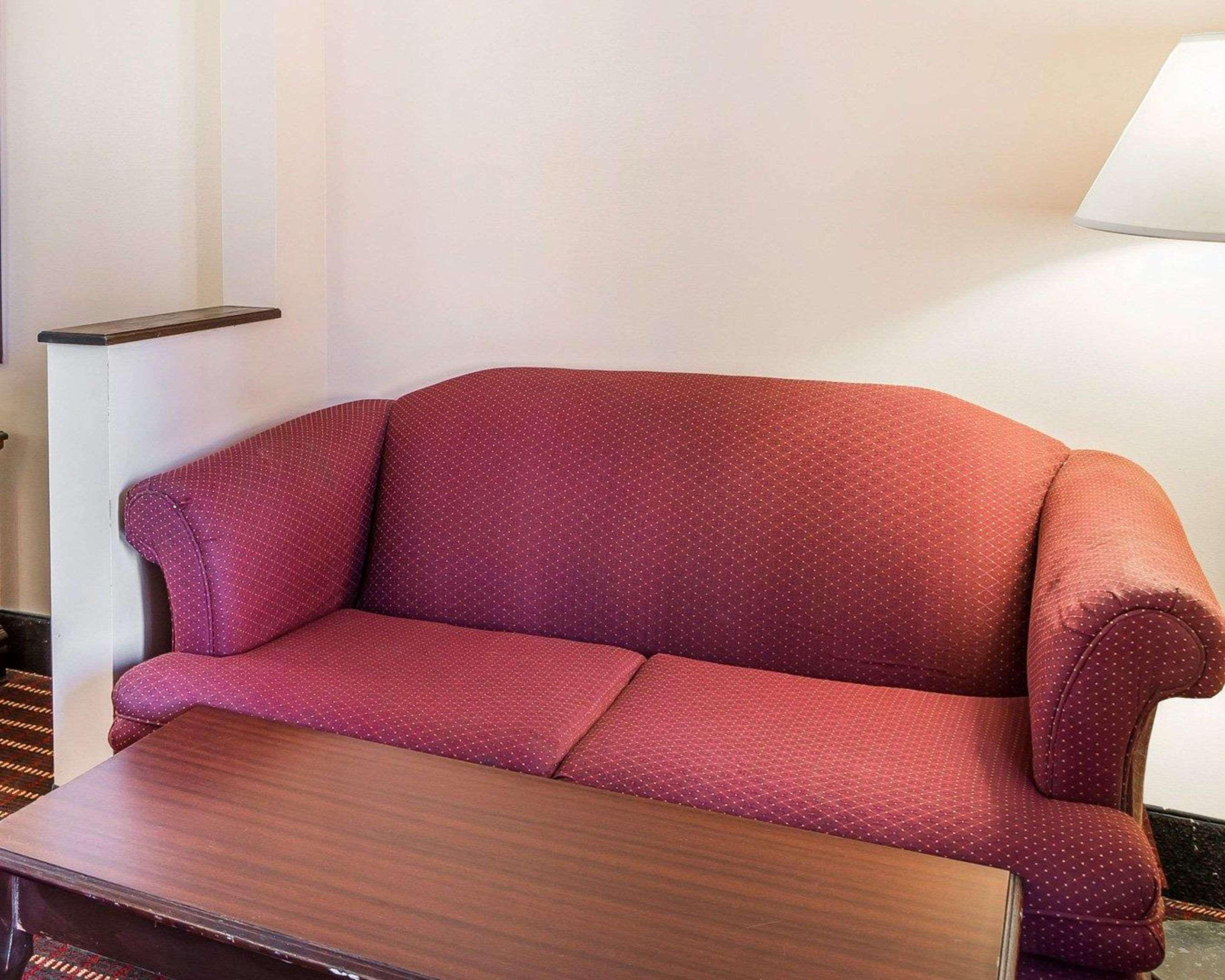 Econo Lodge McDonough Eksteriør billede