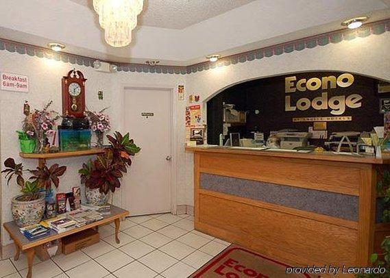 Econo Lodge McDonough Interiør billede
