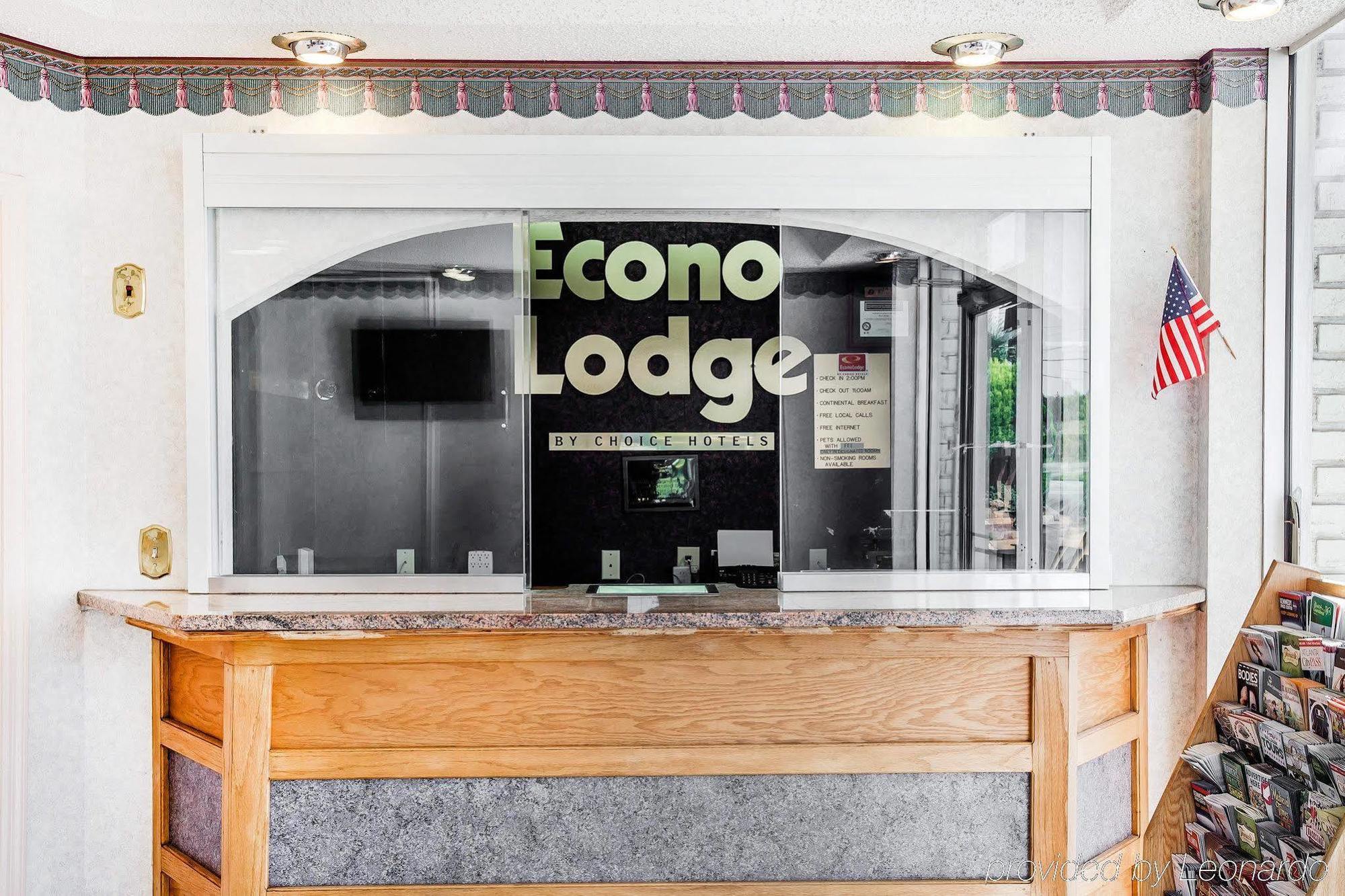 Econo Lodge McDonough Eksteriør billede