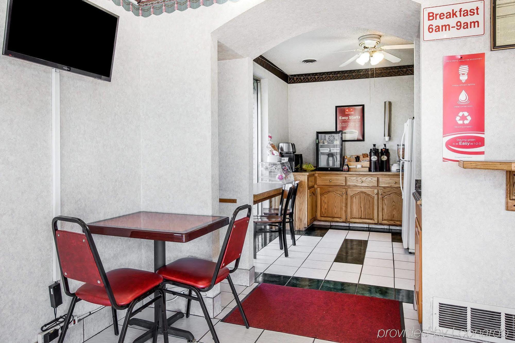 Econo Lodge McDonough Eksteriør billede