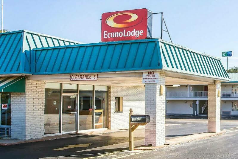Econo Lodge McDonough Eksteriør billede