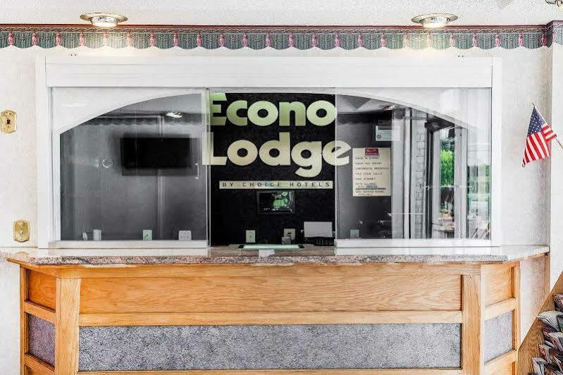 Econo Lodge McDonough Eksteriør billede